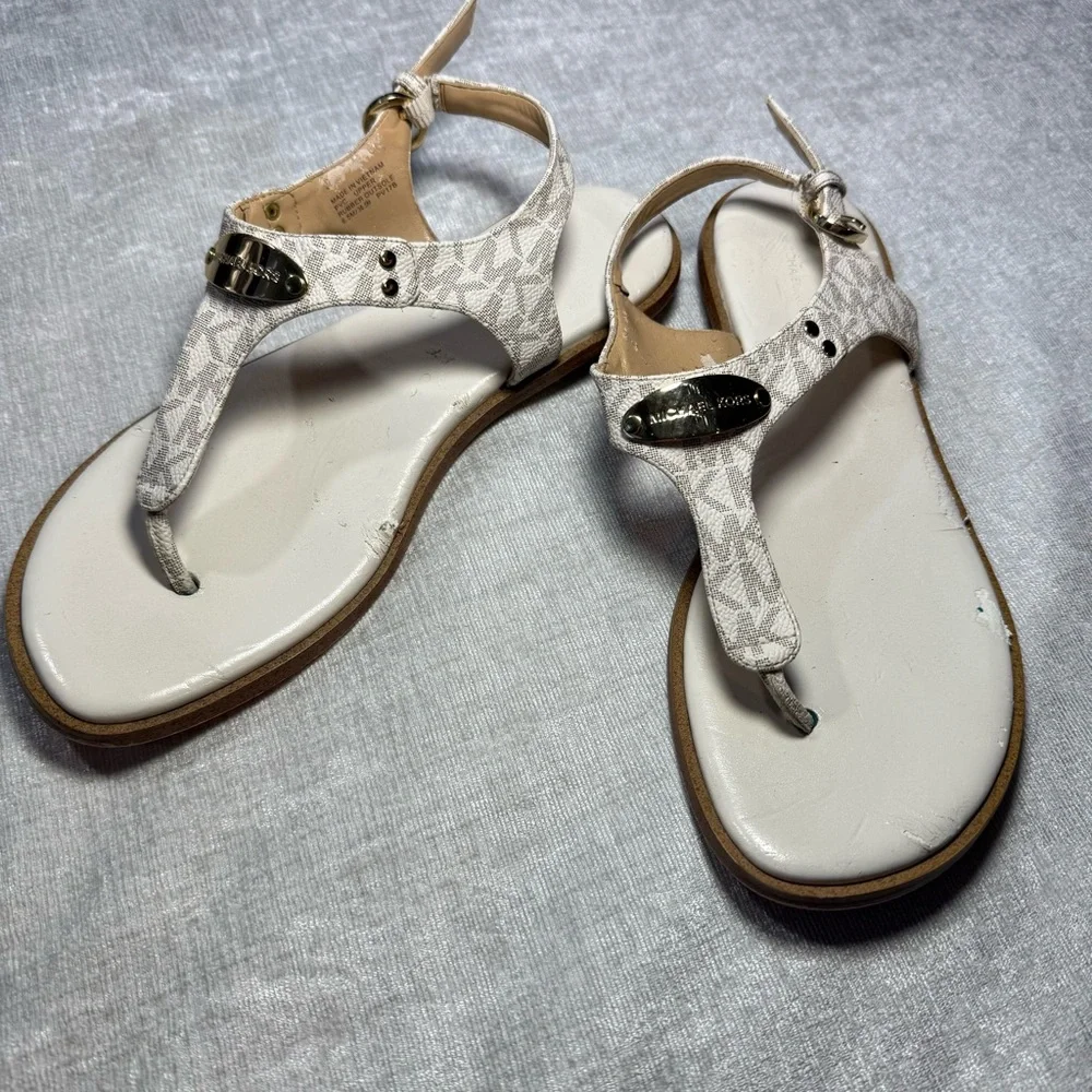 Michael Kors White Logo Print Thong Sandals Size 6.5M